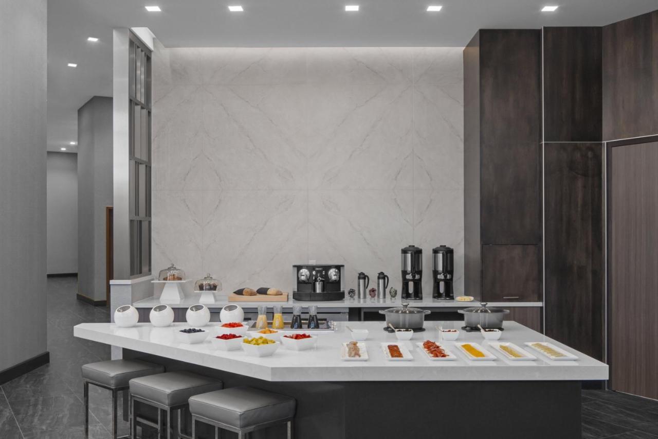 Ac Hotel By Marriott Charlotte Ballantyne 외부 사진